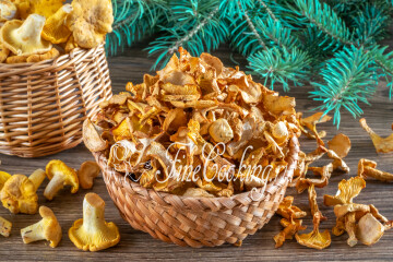 Сушеные лисички (Как сушить лисички в домашних условиях)