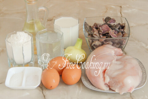 Продукты для блинчиков с курицей и грибами: мука, молоко, яйца и грибы