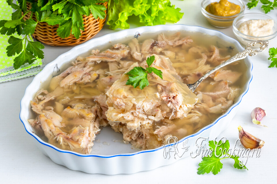 Холодец из курицы без желатина — готовое блюдо
