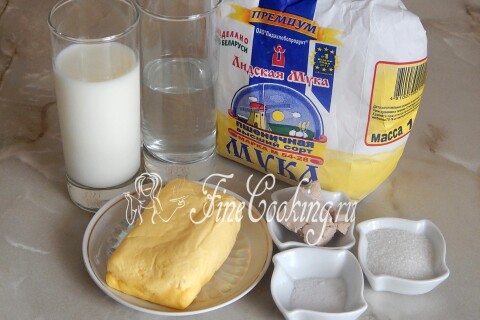 Продукты для итальянского хлеба «Гармошка»: мука, молоко, вода, сливочное масло, дрожжи, сахар и соль