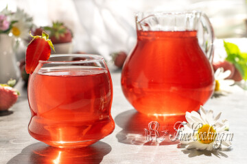 Клубничный компот