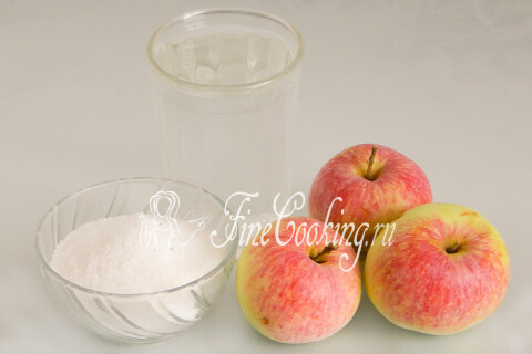 Продукты для яблочного компота на зиму: свежие яблоки, вода и сахар