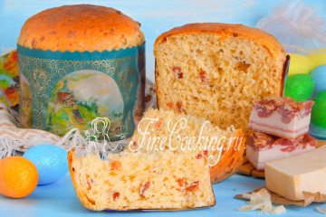 Кулич неаполитанский с грудинкой и сыром