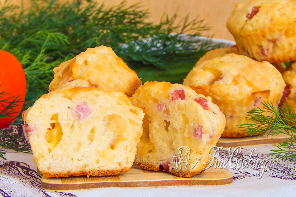 Маффины с сыром и ветчиной — готовое блюдо