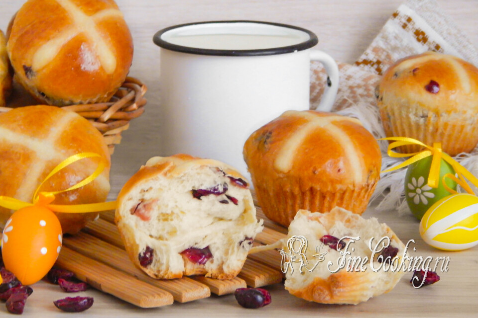 Пасхальные крестовые булочки (Hot Cross Buns) — готовое блюдо