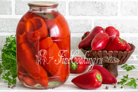 Маринованные перчинки — полые колпачки, готовые для фаршировки