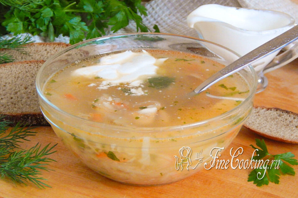 Щи из свежей капусты с курицей — готовое блюдо