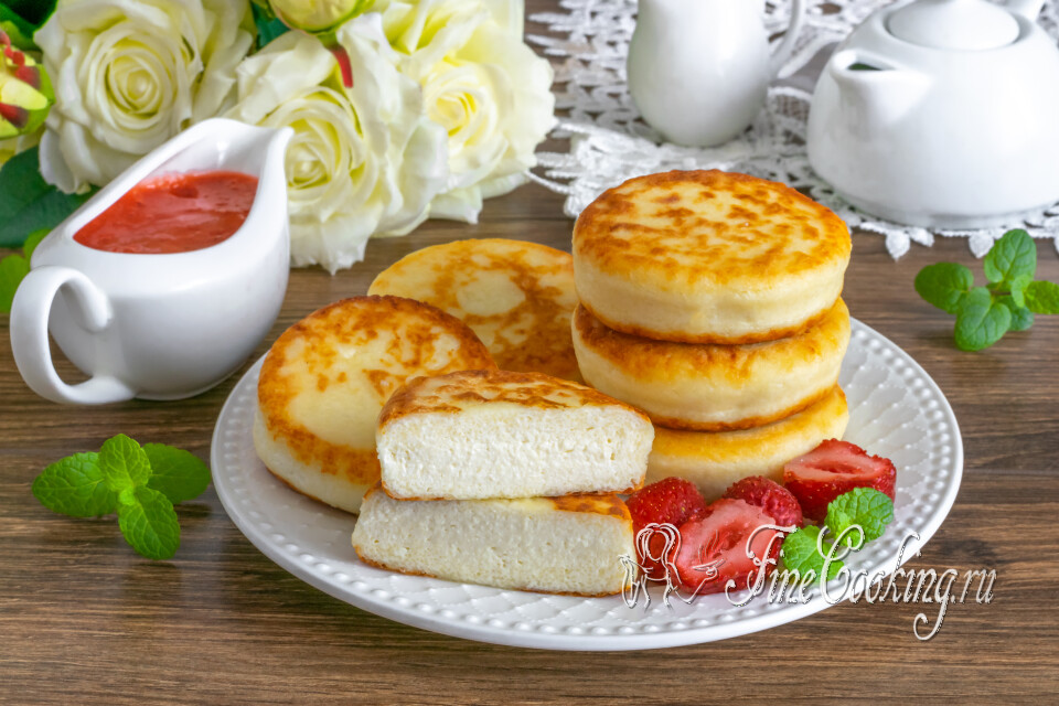Сырники из творога с манкой — готовое блюдо