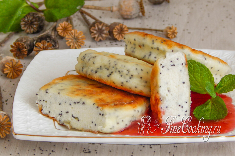 Сырники с маком — готовое блюдо