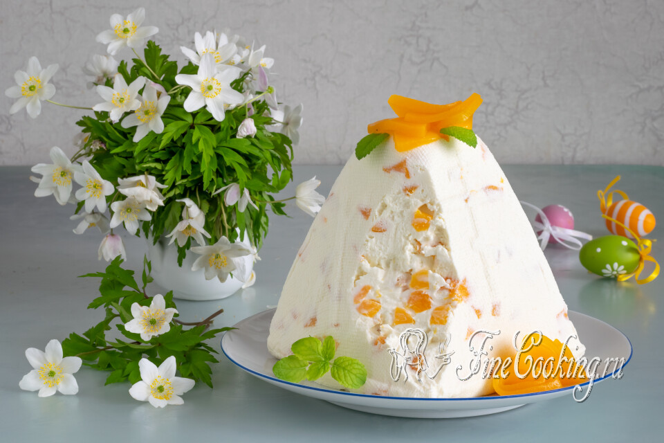 Творожная пасха с персиками — готовое блюдо