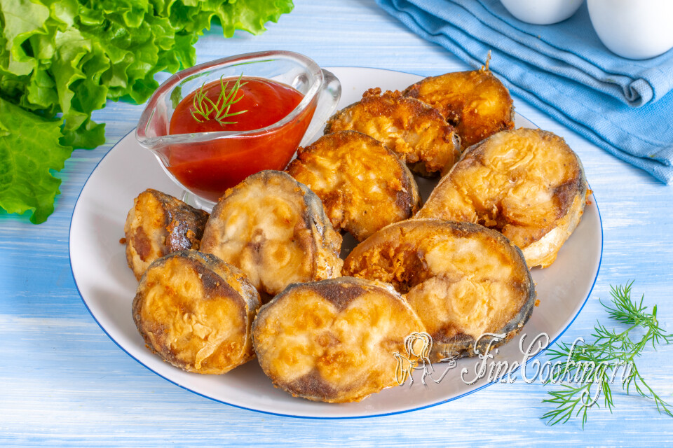 Вкусная жареная скумбрия на сковороде — готовое блюдо