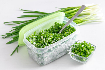 Зеленый лук на зиму (в морозилке)