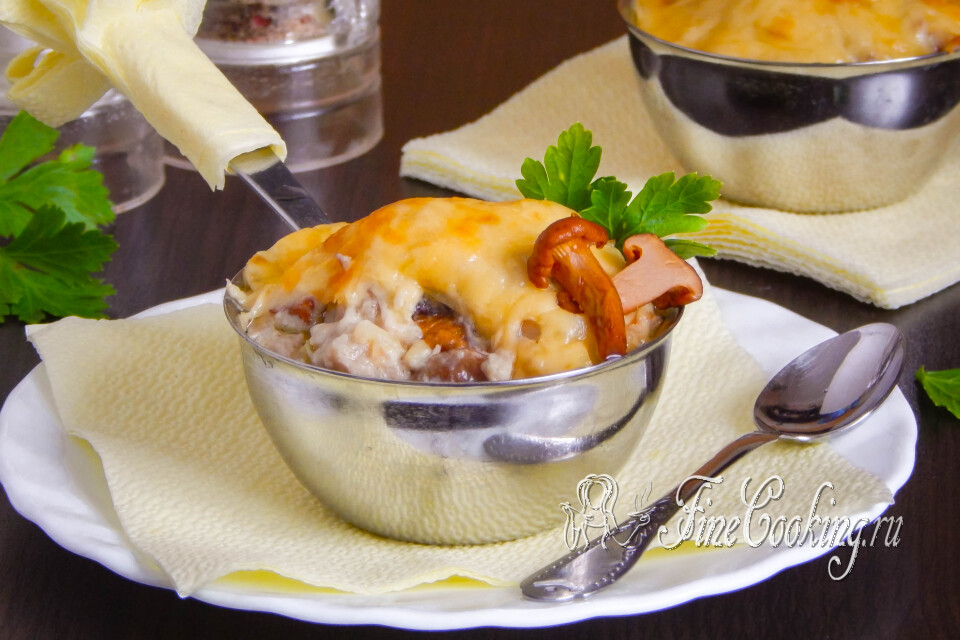 Жюльен с курицей и грибами — готовое блюдо